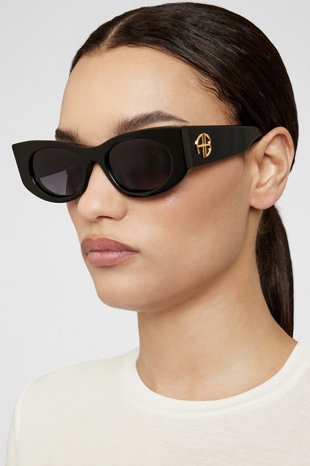 ANINE BING Madrid Sunglasses - Black - On Model View