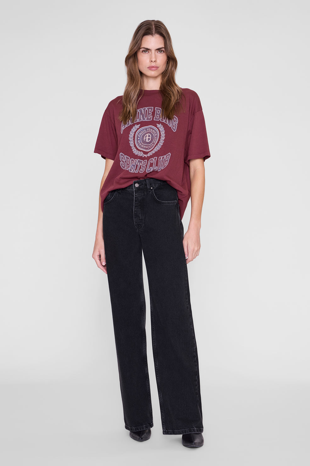 Cade Tee Collegiate - Burgundy
