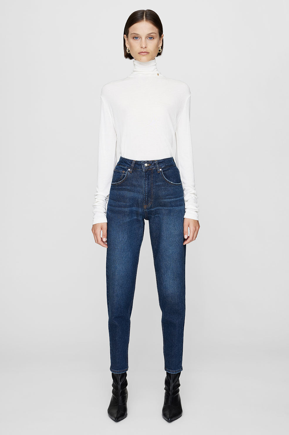ANINE BING Clyde Jean - Mare Blue - On Model Front
