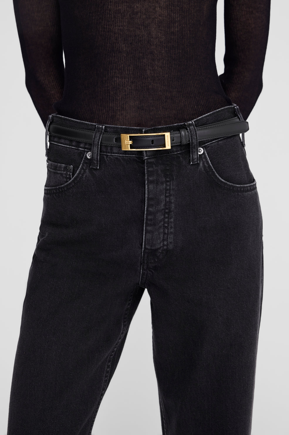 ANINE BING Elly Belt Smooth Leather - Black - on model front detail