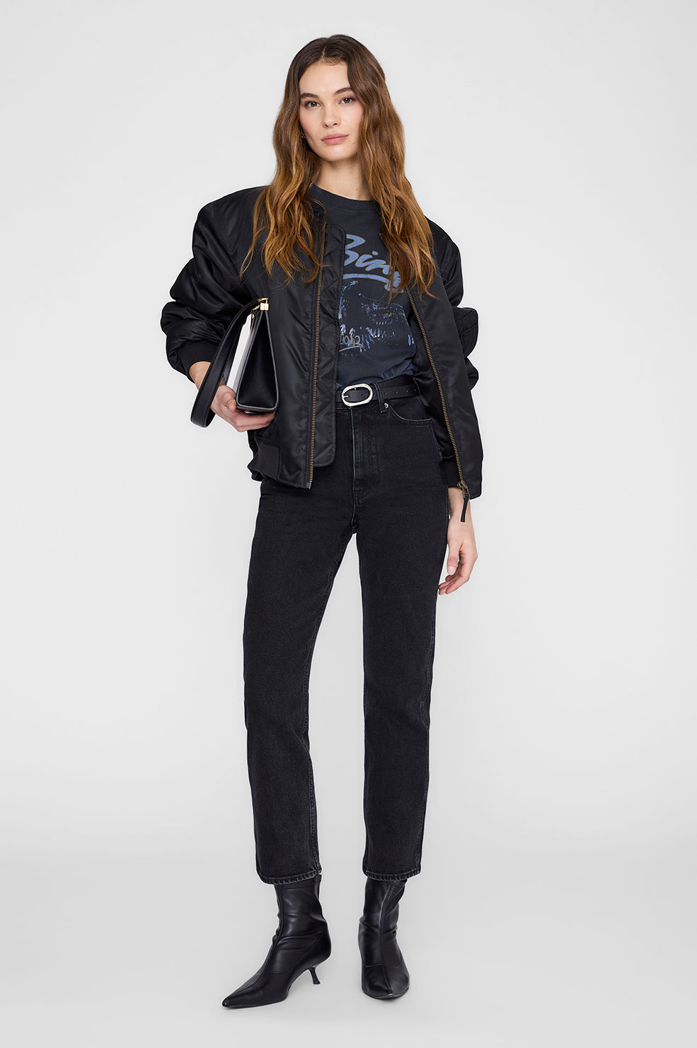 ANINE BING Kent Tee Eagle - Washed Black - on model front second image