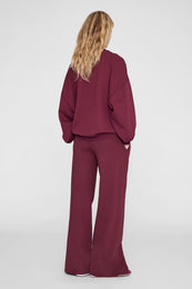 ANINE BING Miles Sweatshirt Collegiate - Burgundy - on model back