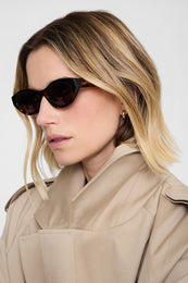 ANINE BING Nice Sunglasses - Dark Tortoise - on model side view