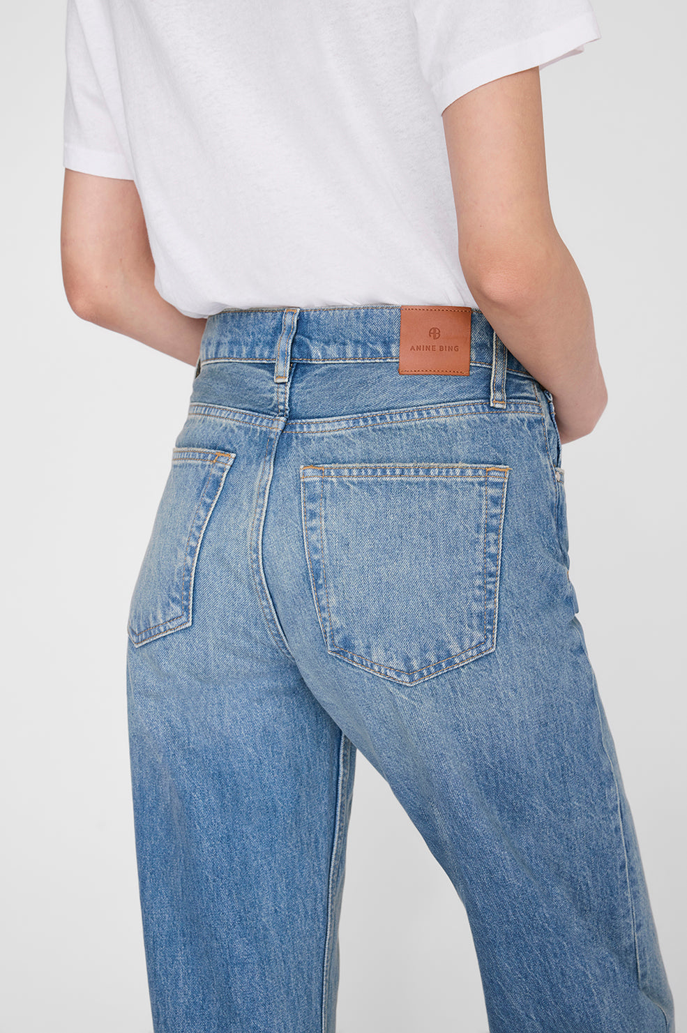 ANINE BING Roy Jean - Nordic Blue - on model back Detail second image