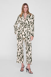 ANINE BING Thomas Trouser - Golden Beige Leopard - on model front second image