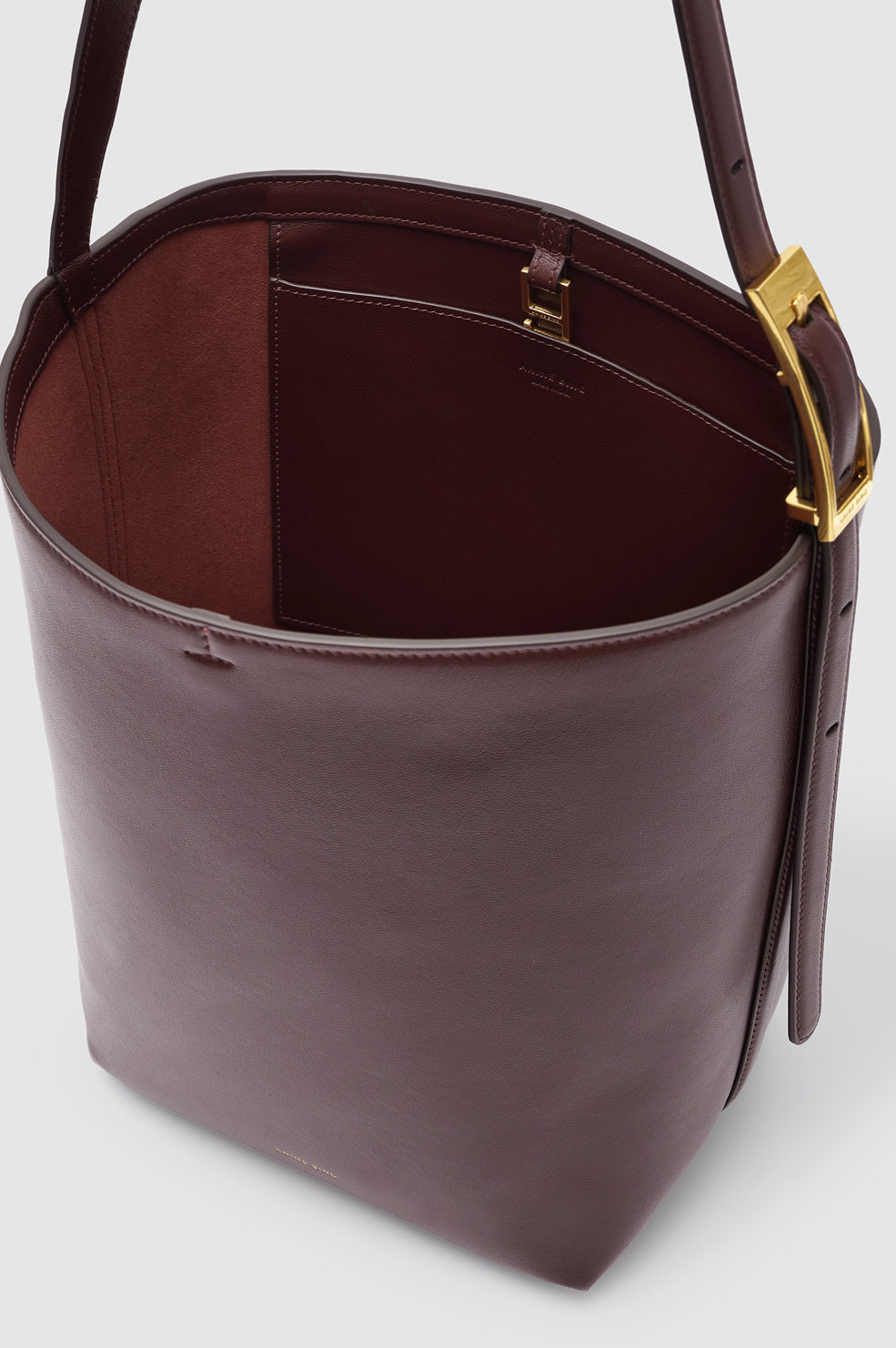 ANINE BING Elly Bucket Bag Grained Leather - Fig - top view