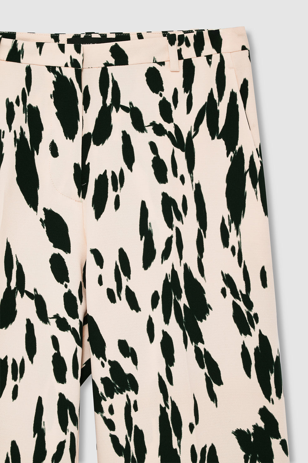 ANINE BING Thomas Trouser - Golden Beige Leopard - detail view