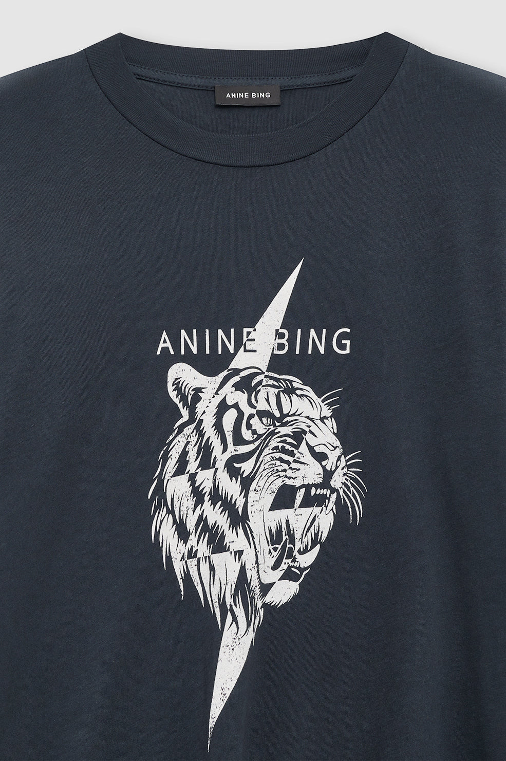 ANINE BING Wagner Tee Tiger - Vintage Black - detail view