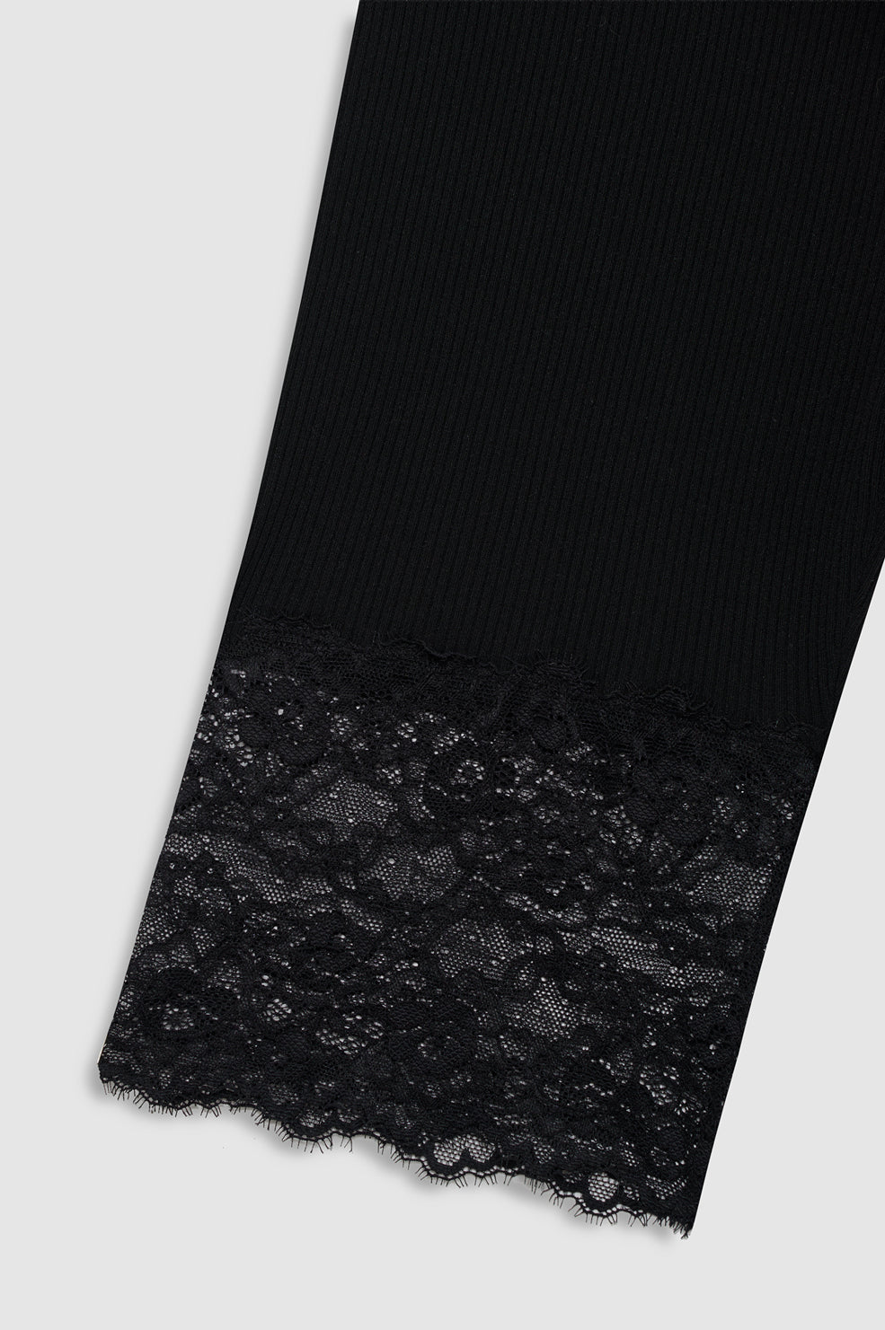 ANINE BING Tina Short - Black - detail view