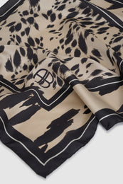 ANINE BING York Scarf Leopard - Pearl White - detail view