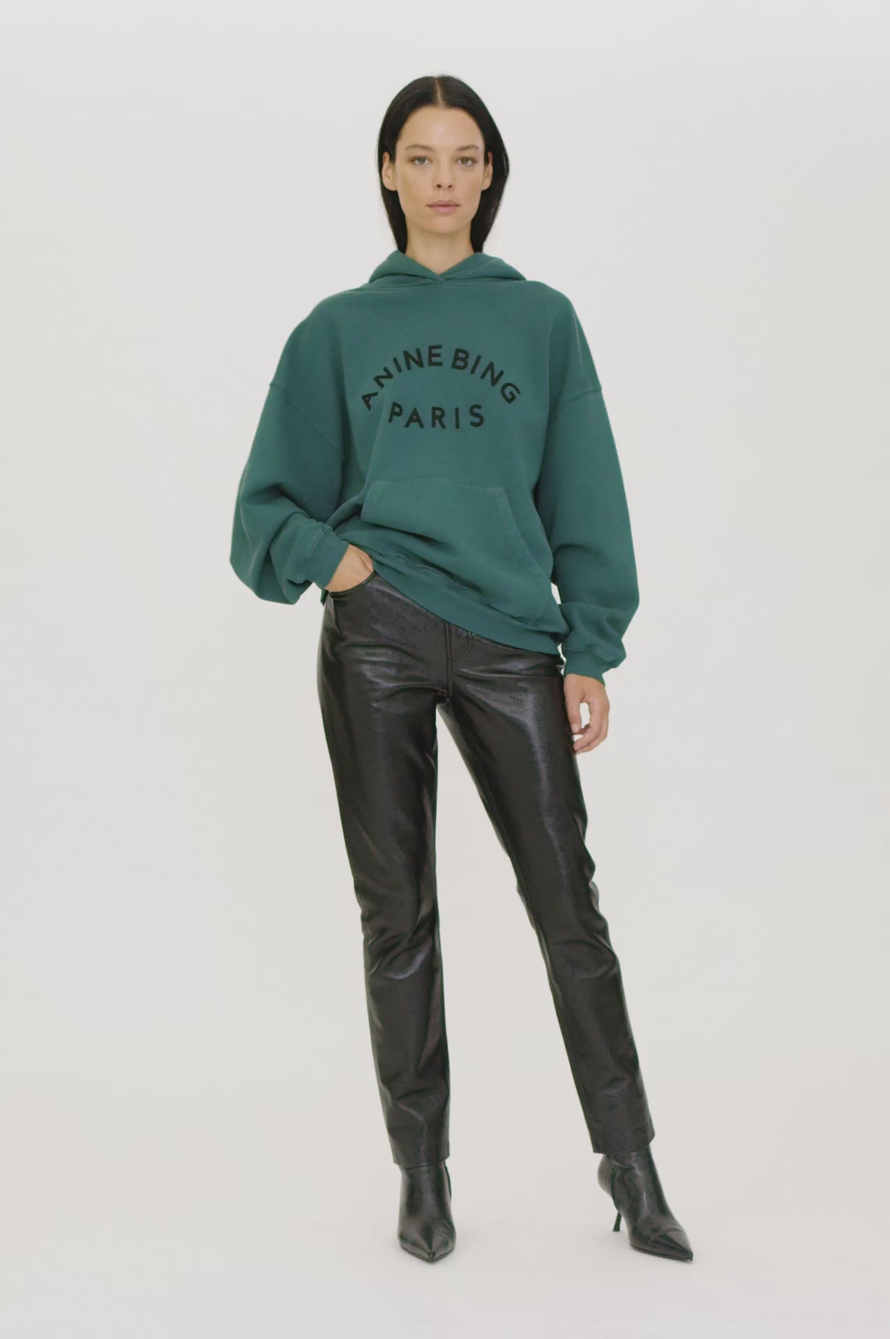 ANINE BING Harvey Sweatshirt Paris - Dark Teal - On Model Video