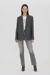 ANINE BING Cohen Tee Paris Stencil - Ivory - on model video 