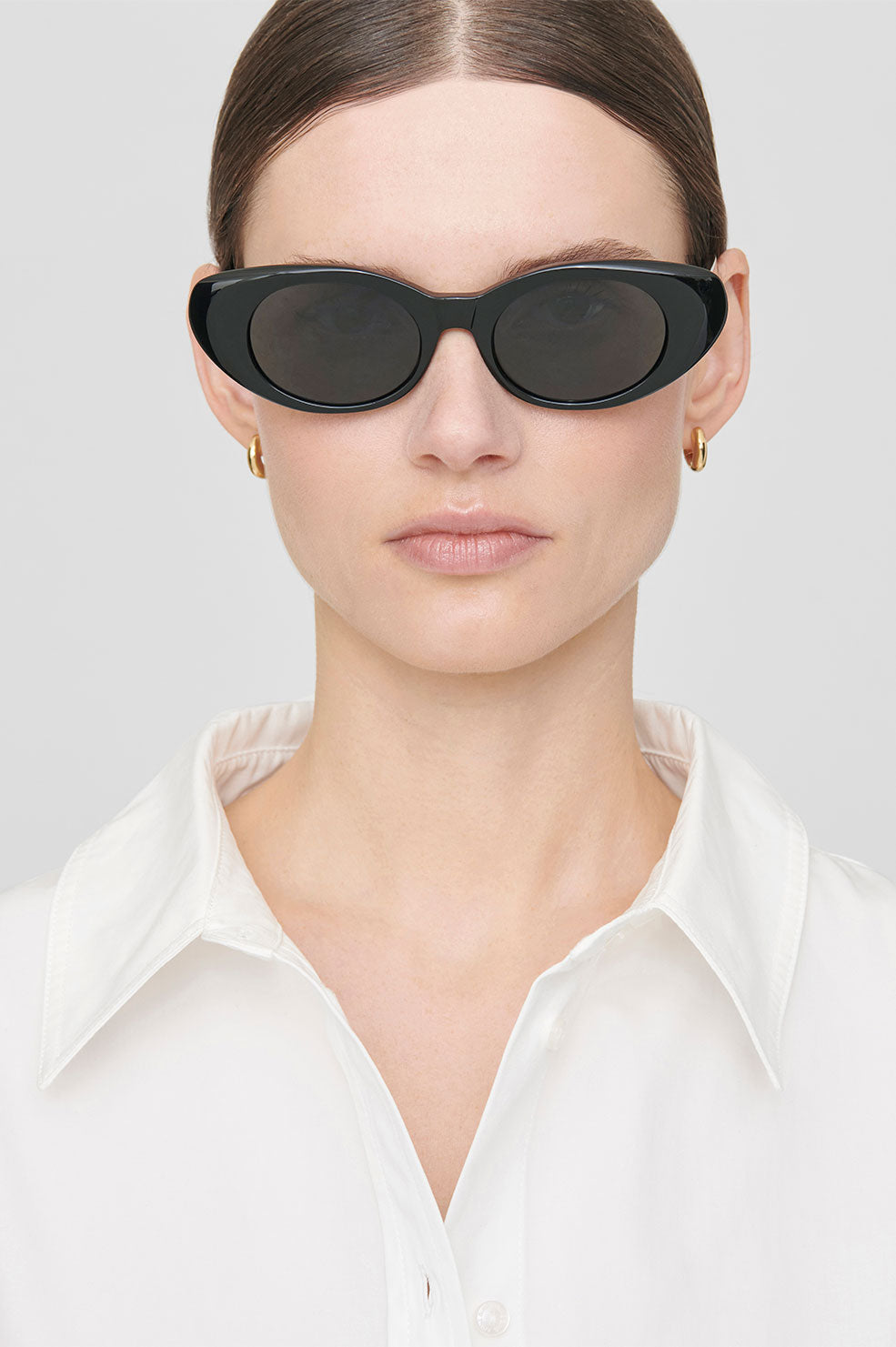 ANINE BING Ojai Sunglasses - Black - On Model Front